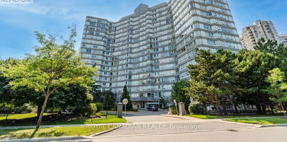 50 Kingsbridge Garden Circle 302, Mississauga, ON L5R 1Y2