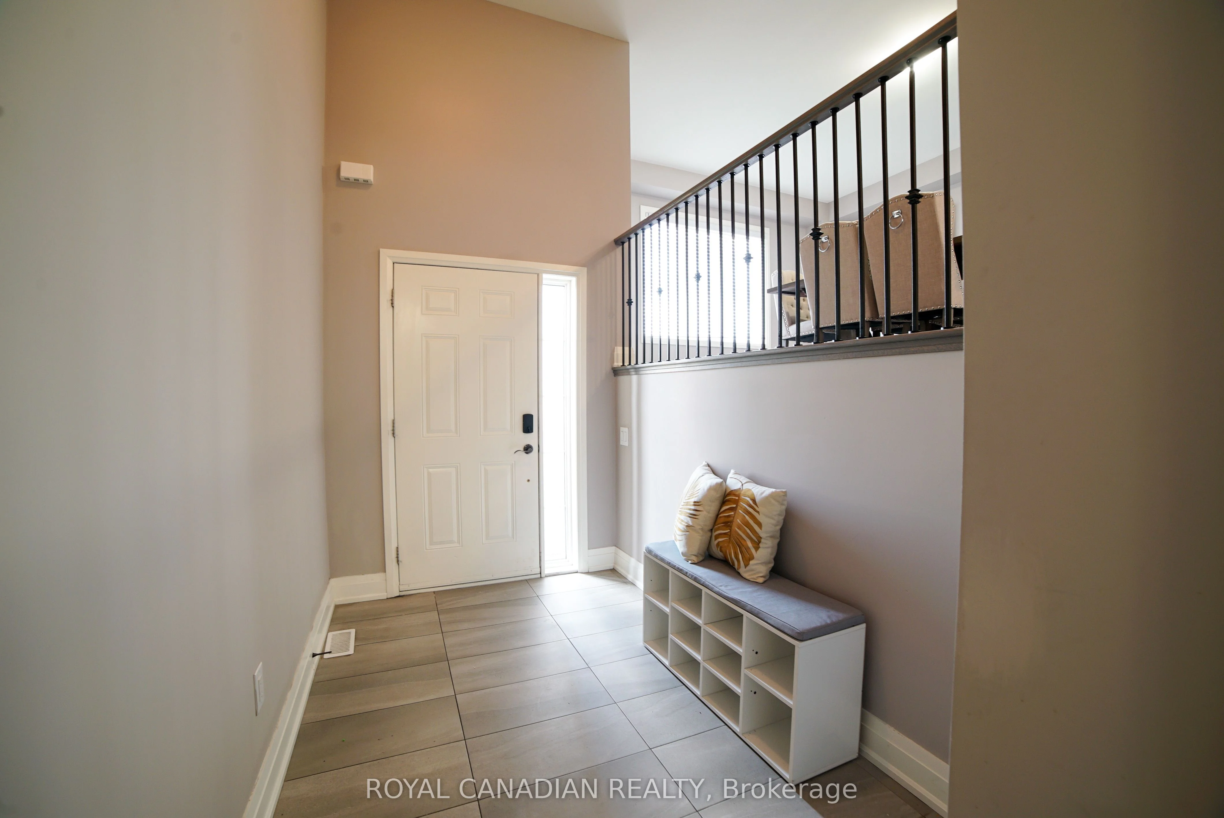1f Chisholm Street E, Orangeville, On L9w 6y6