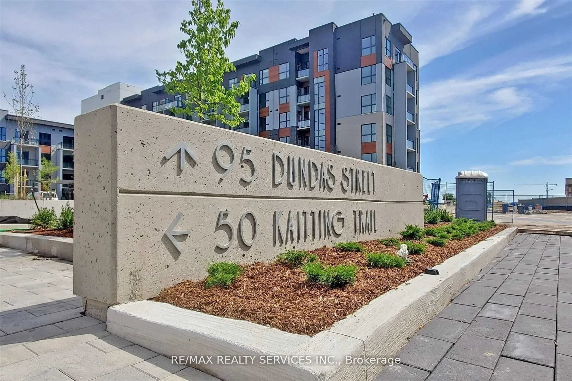 50 Kaitting Trail 517, Oakville, ON L6M 5N3