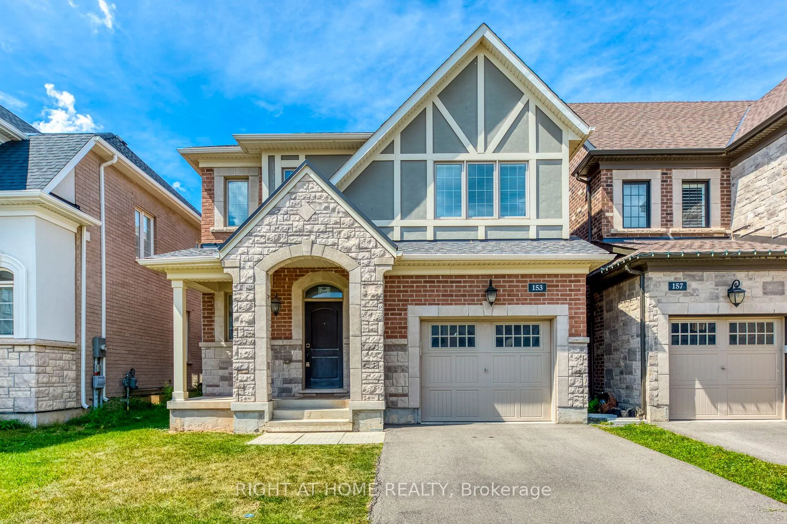153 Wheat Boom Drive, Oakville, ON L6H 7C4