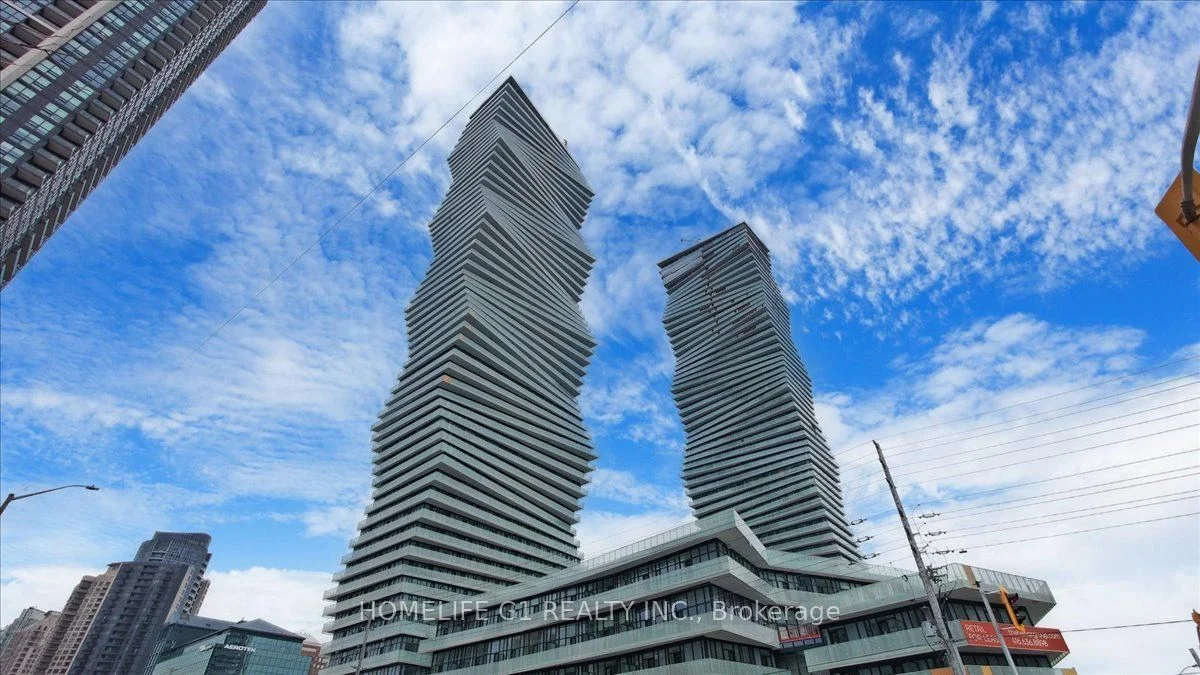 3900 Confederation Parkway 2001, Mississauga, On L5b 0m3