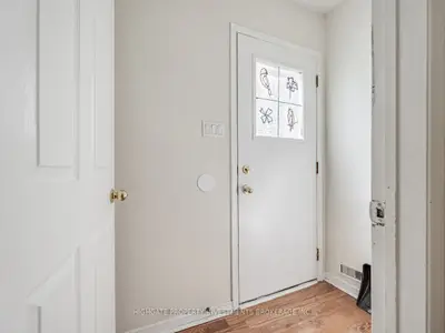 654 Brougham Place Bsmt, Mississauga, ON L5B 2Z5
