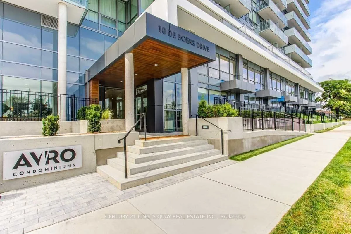10 De Boers Drive 305, Toronto W05, On M3j 0h1