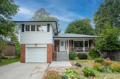 1939 Lenarthur Drive, Mississauga, ON L5J 2J1