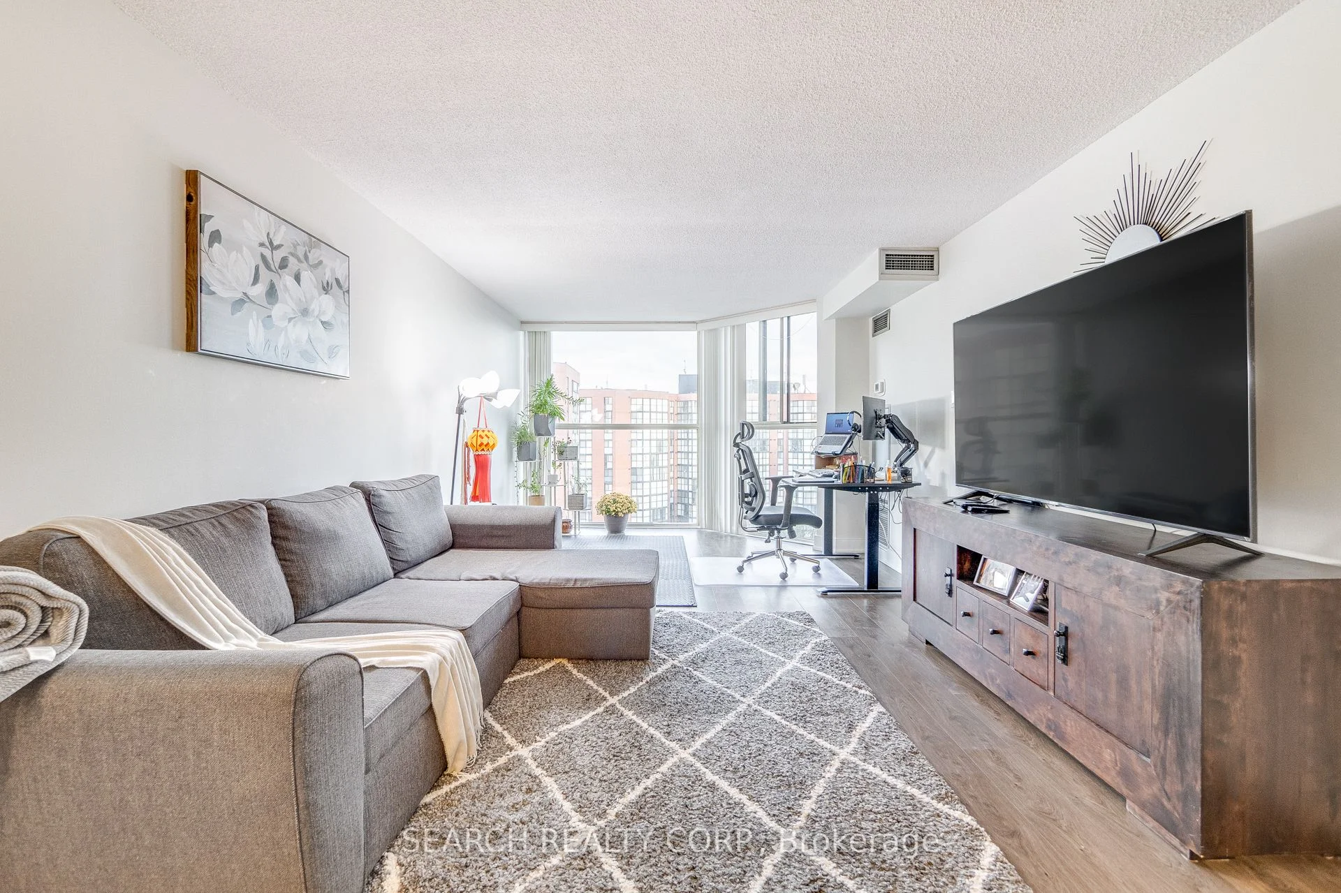 2091 Hurontario Street 1011, Mississauga, On L5a 4e6