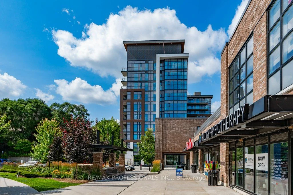 25 Neighbourhood Lane 801, Toronto W07, On M9y 0c4
