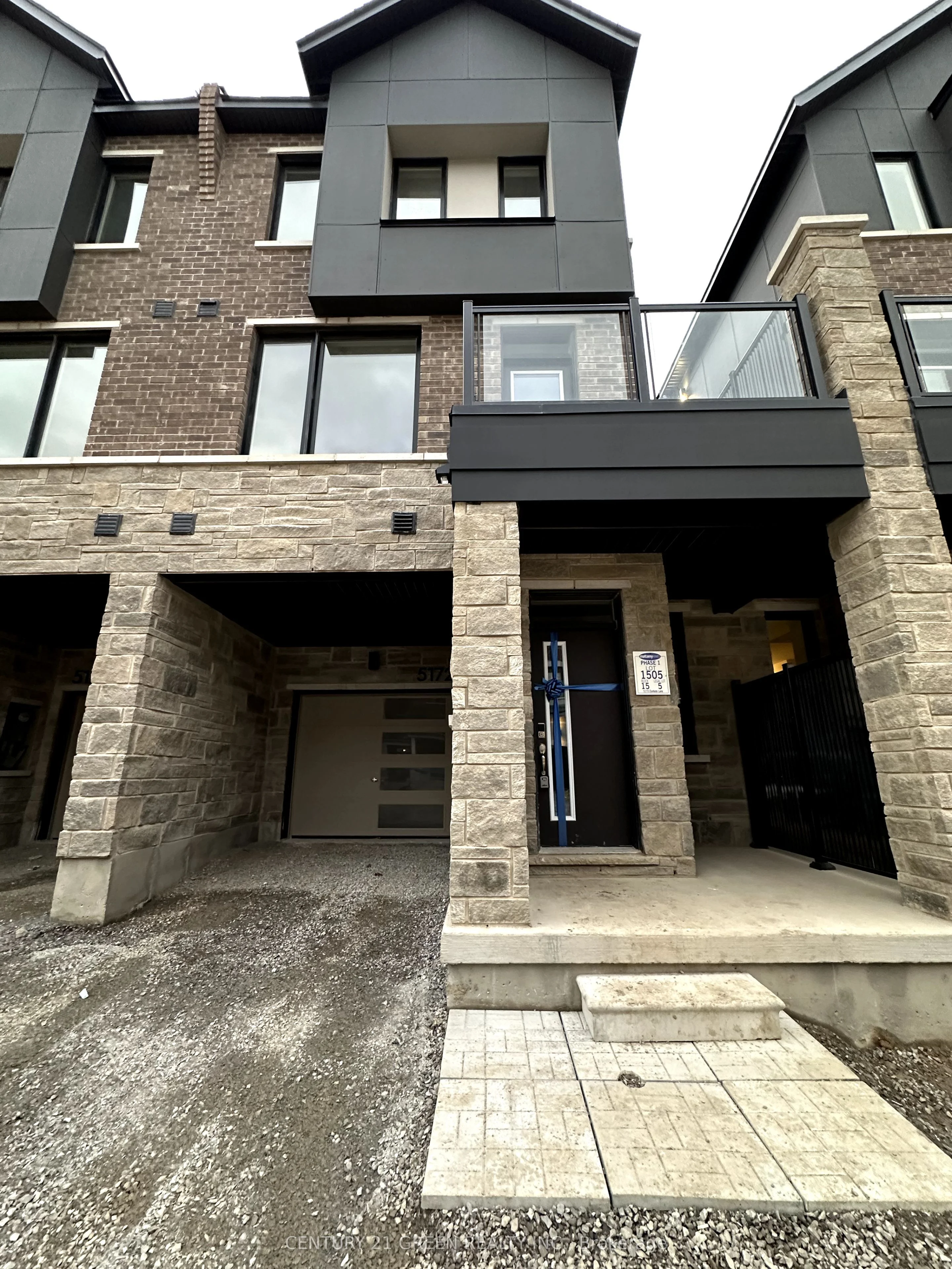 5172 Zionkate Lane, Mississauga, ON L5M 2S8