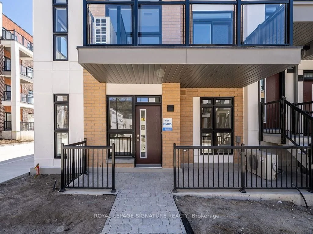 140 Canon Jackson Drive 106C, Toronto W04, ON M6M 0B9