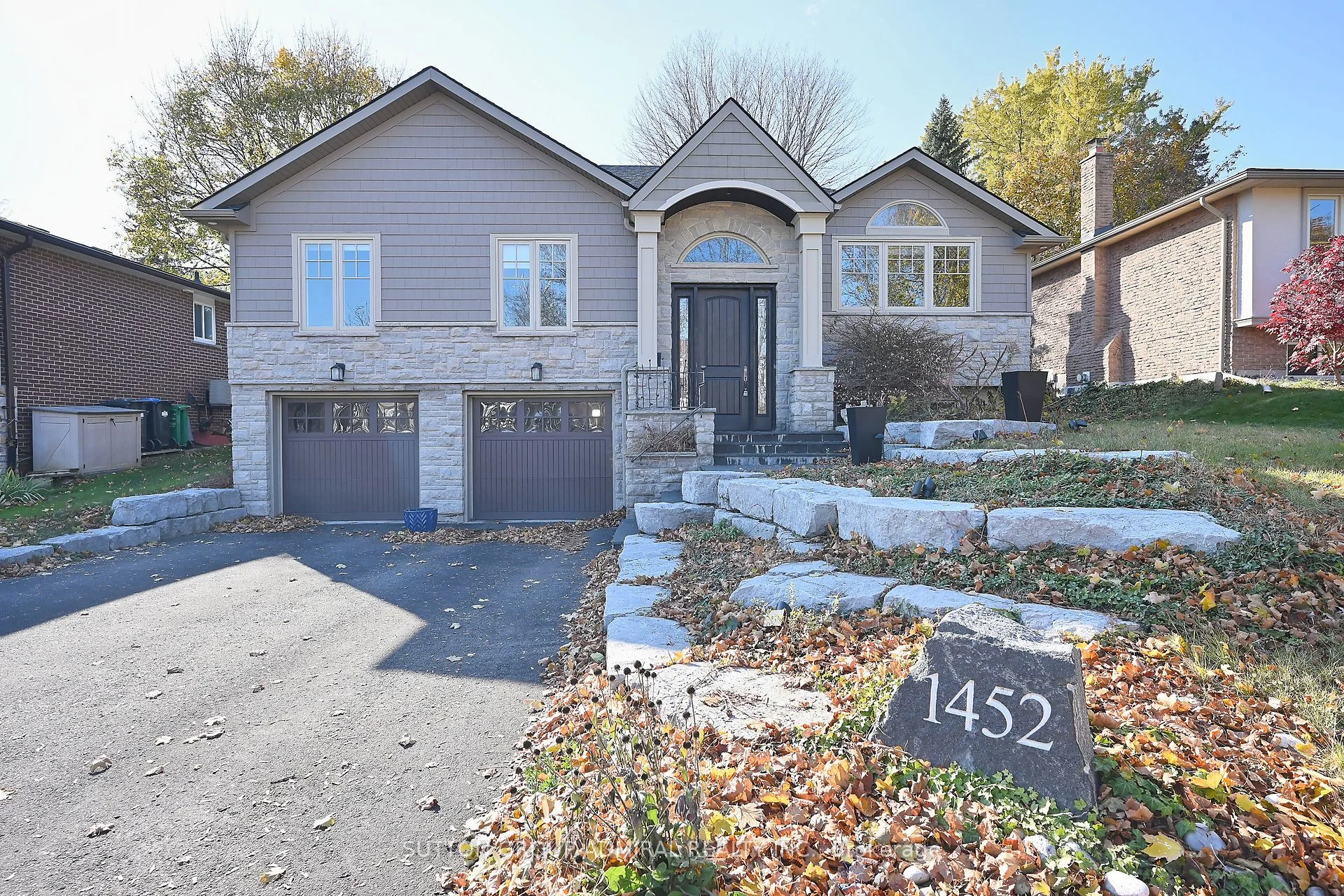 1452 Petrie Way, Mississauga, ON L5J 1G5