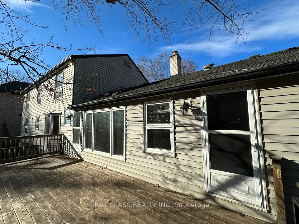 1438 Birchwood Drive, Mississauga, ON L5J 1T2