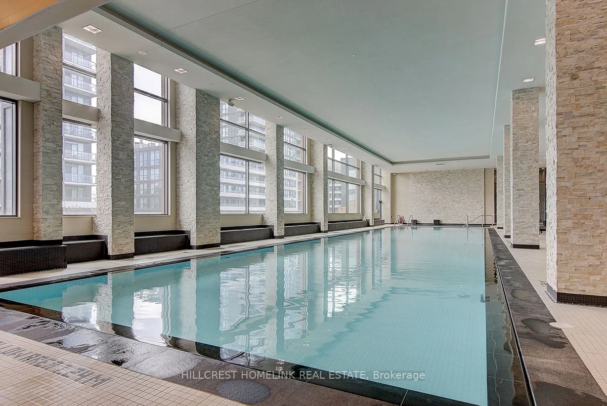 2220 Lakeshore Boulevard W 3307, Toronto W06, ON M8V 0C1