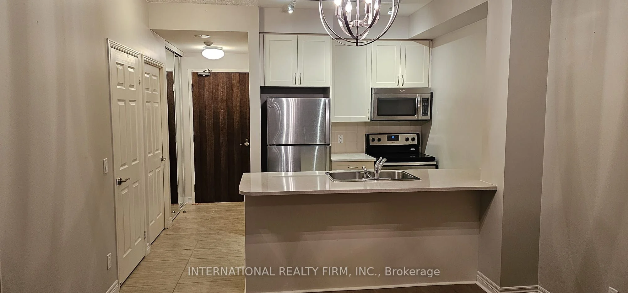 339 Rathburn Road W 717, Mississauga, On L5b 0k6