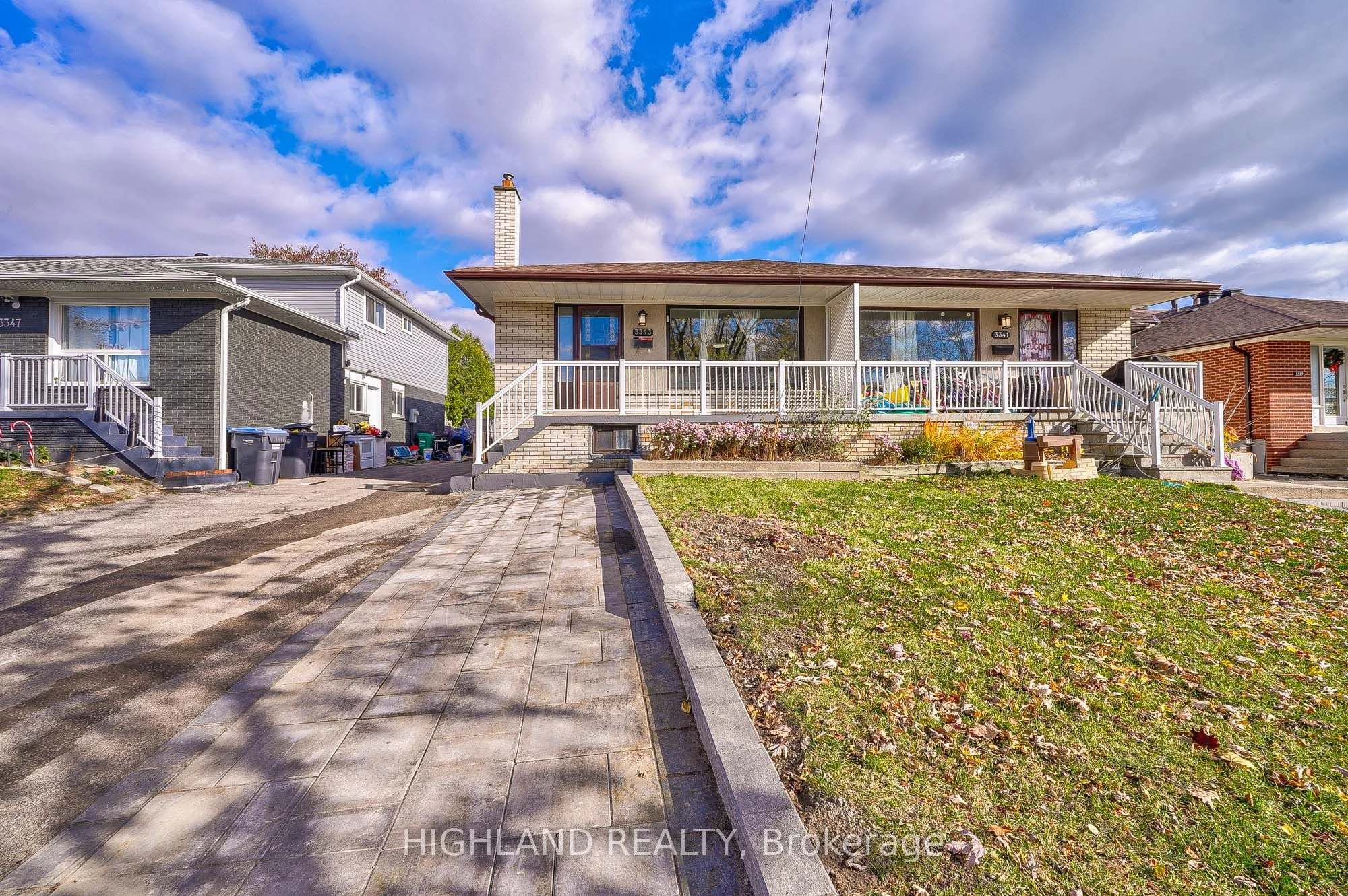 3343 Verhoeven Drive, Mississauga, ON L5C 2B3