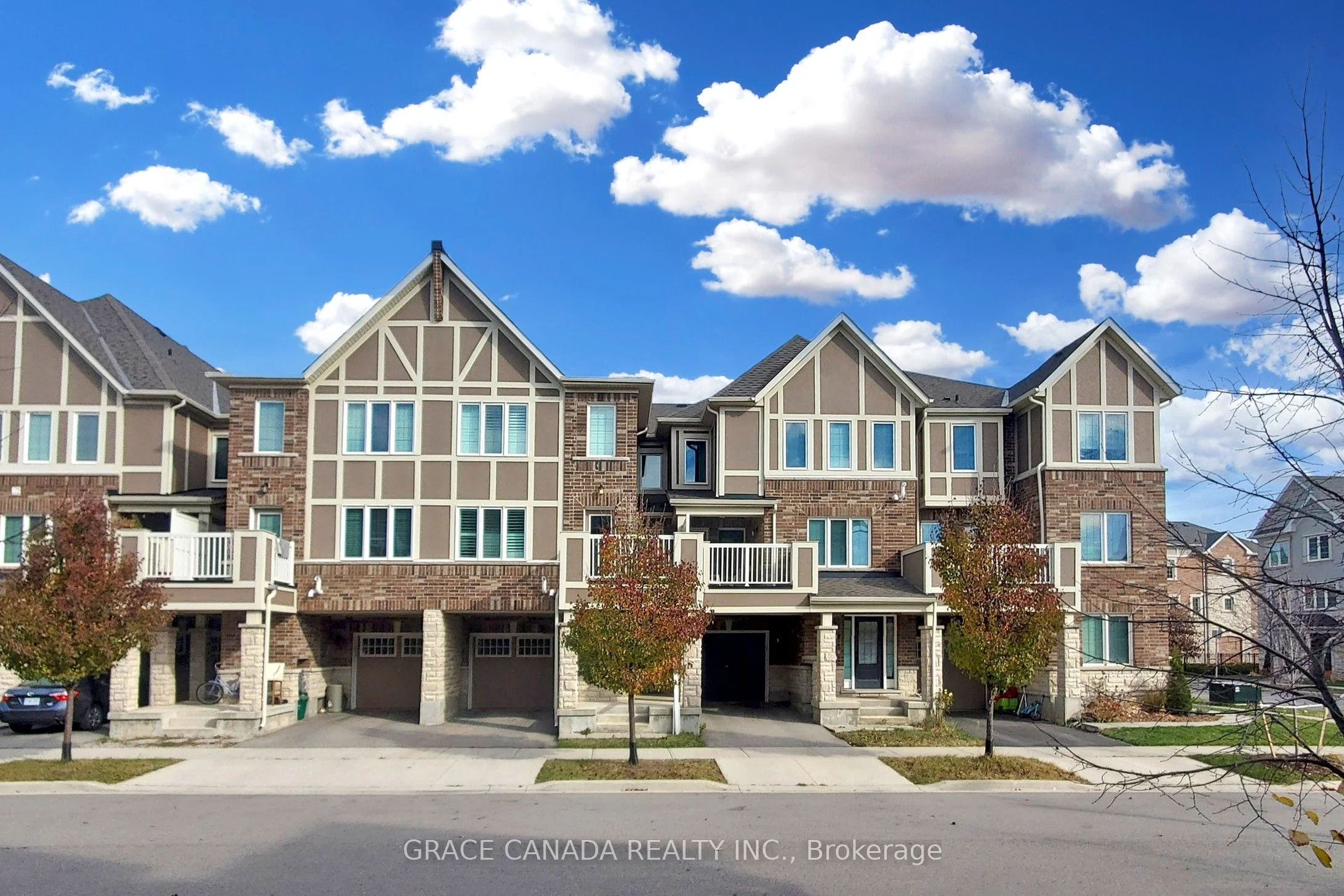 3061 Harebell Gate, Oakville, ON L6M 0Y9