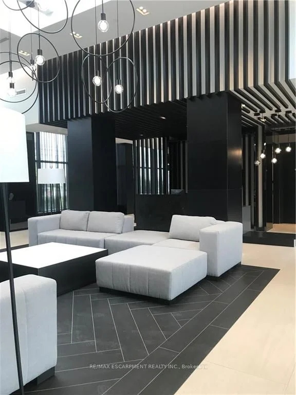 4677 GLEN ERIN Drive 1508, Mississauga, ON L5M 2E3