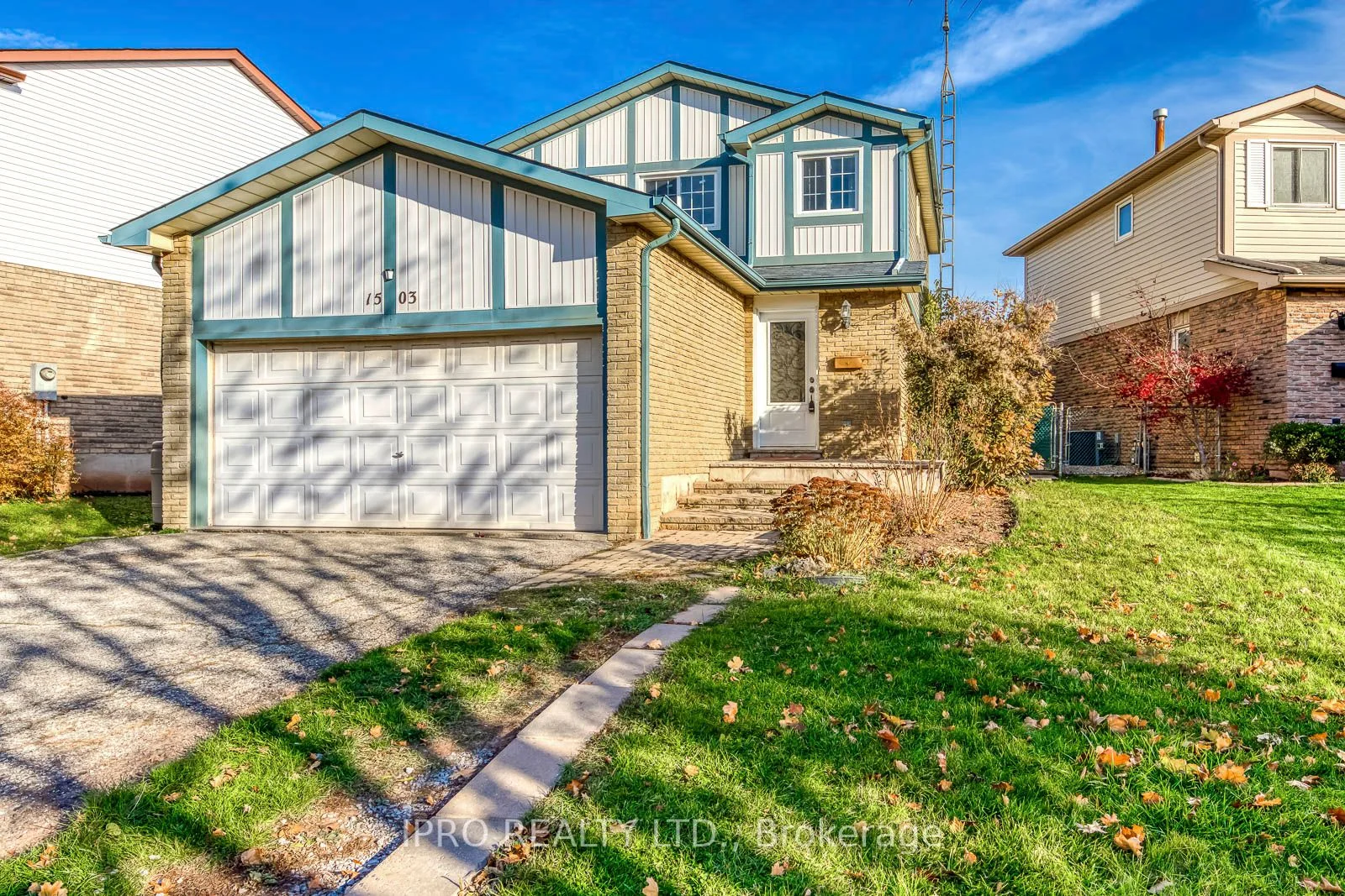 1503 Lancaster Drive, Oakville, ON L6H 2T2