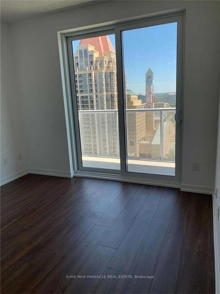 4065 CONFEDERATION Parkway 2206, Mississauga, ON L5B 0L4