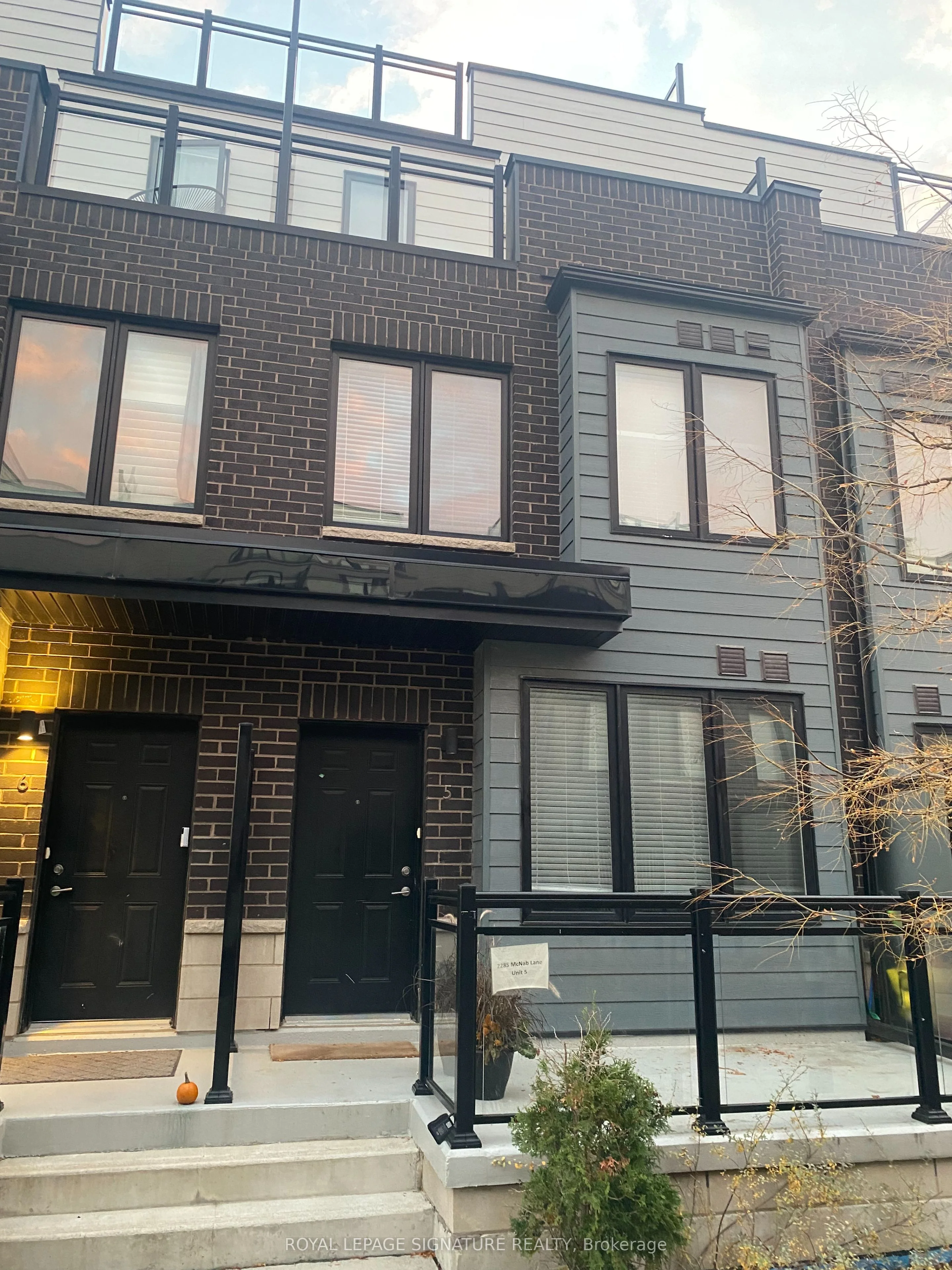 2285 Mcnab Lane 5, Mississauga, On L5j 0b3