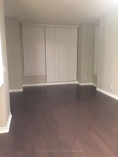 388 Prince Of Wales Drive 2908, Mississauga, ON L5B 0A1