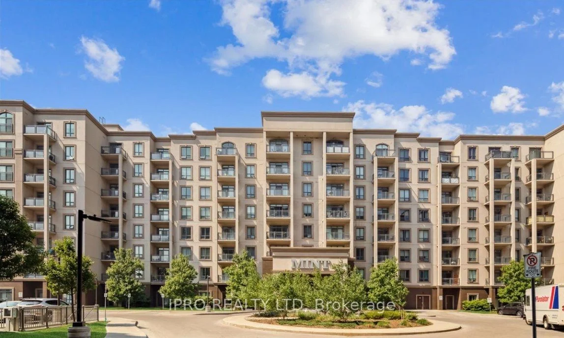 2490 Old Bronte Road 726, Oakville, ON L6M 0Y5
