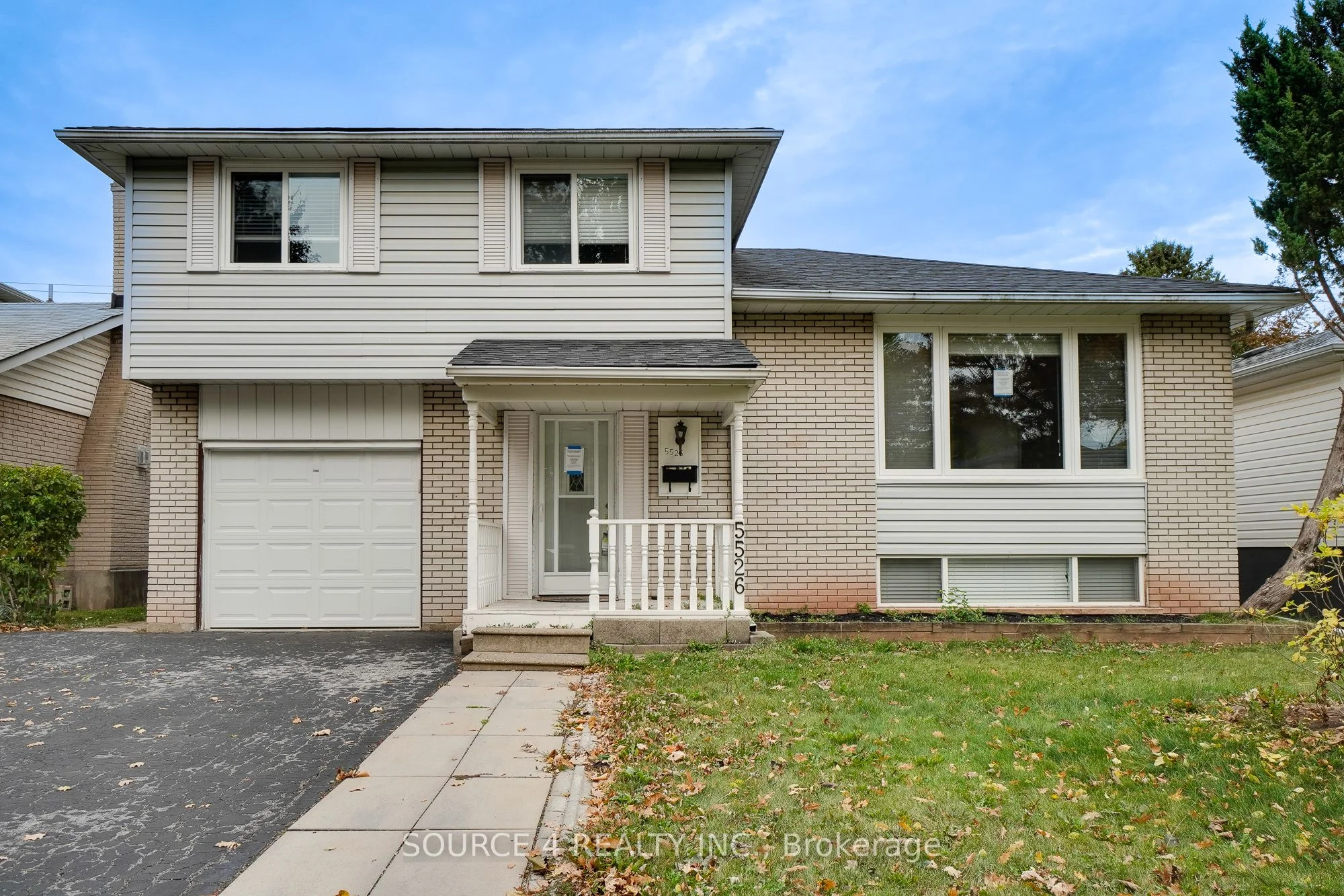 Detached in Burlington