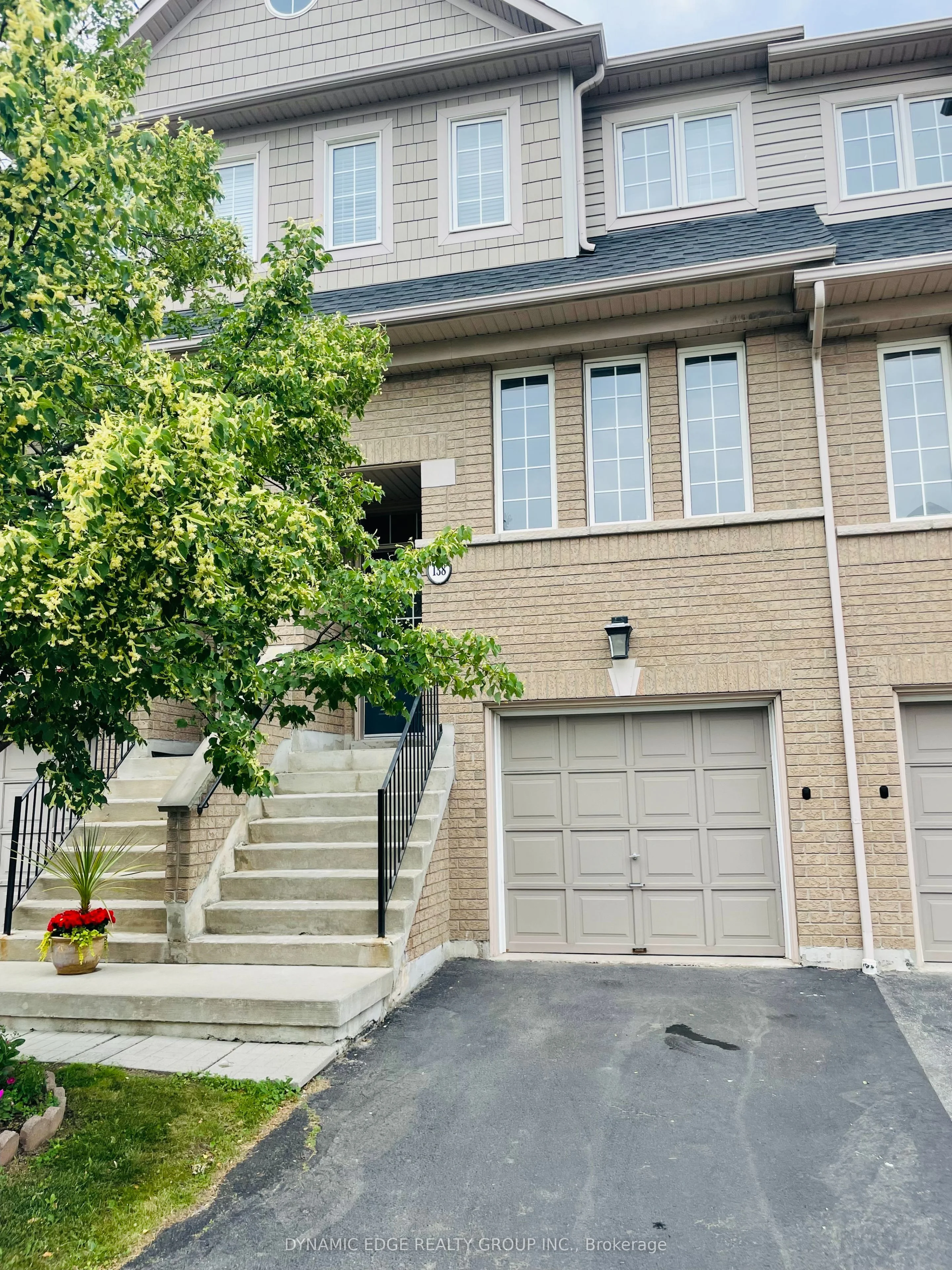 4950 Albina Way 138, Mississauga, On L4z 4j6