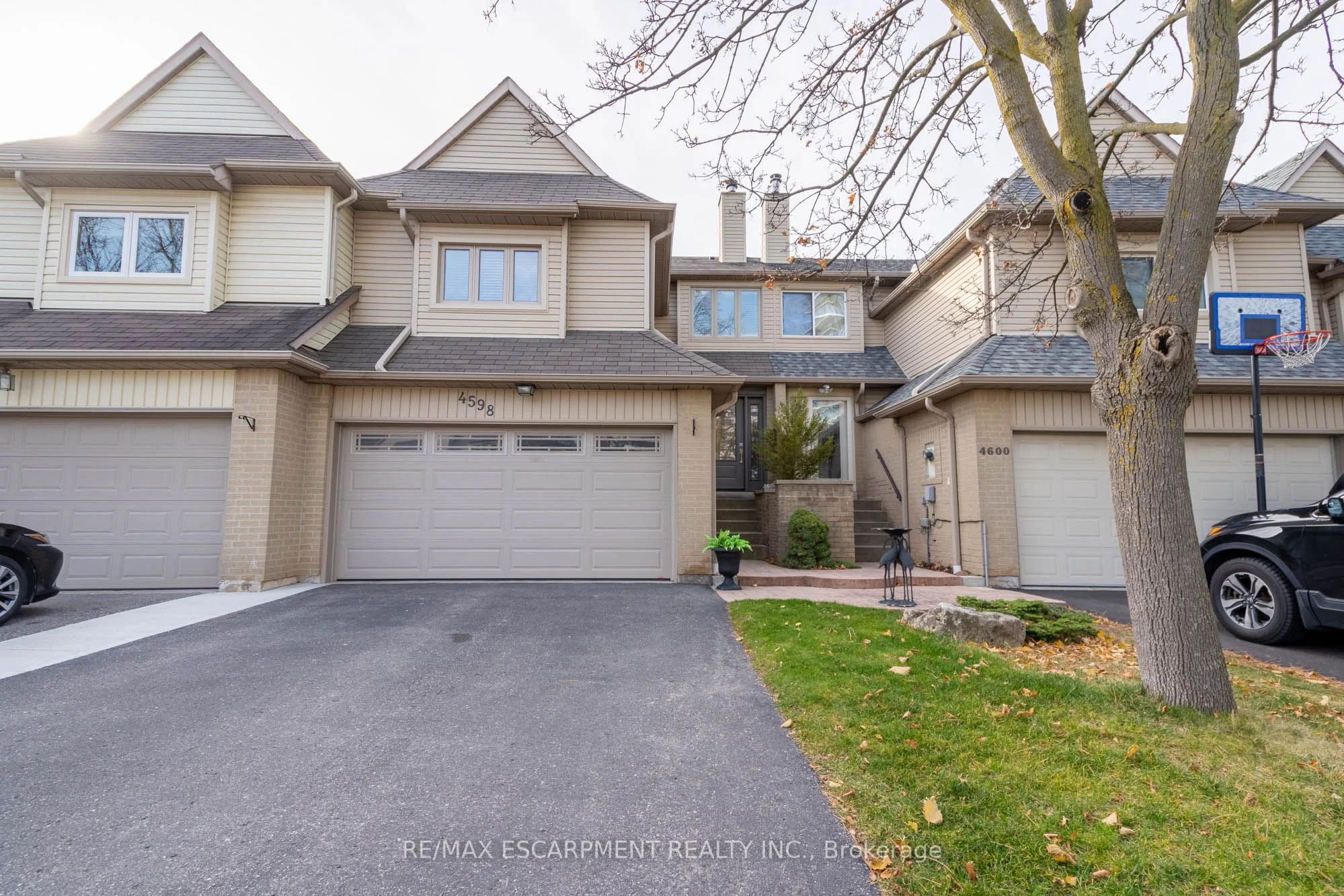 4598 Bay Villa Avenue, Mississauga, ON L5M 4N6