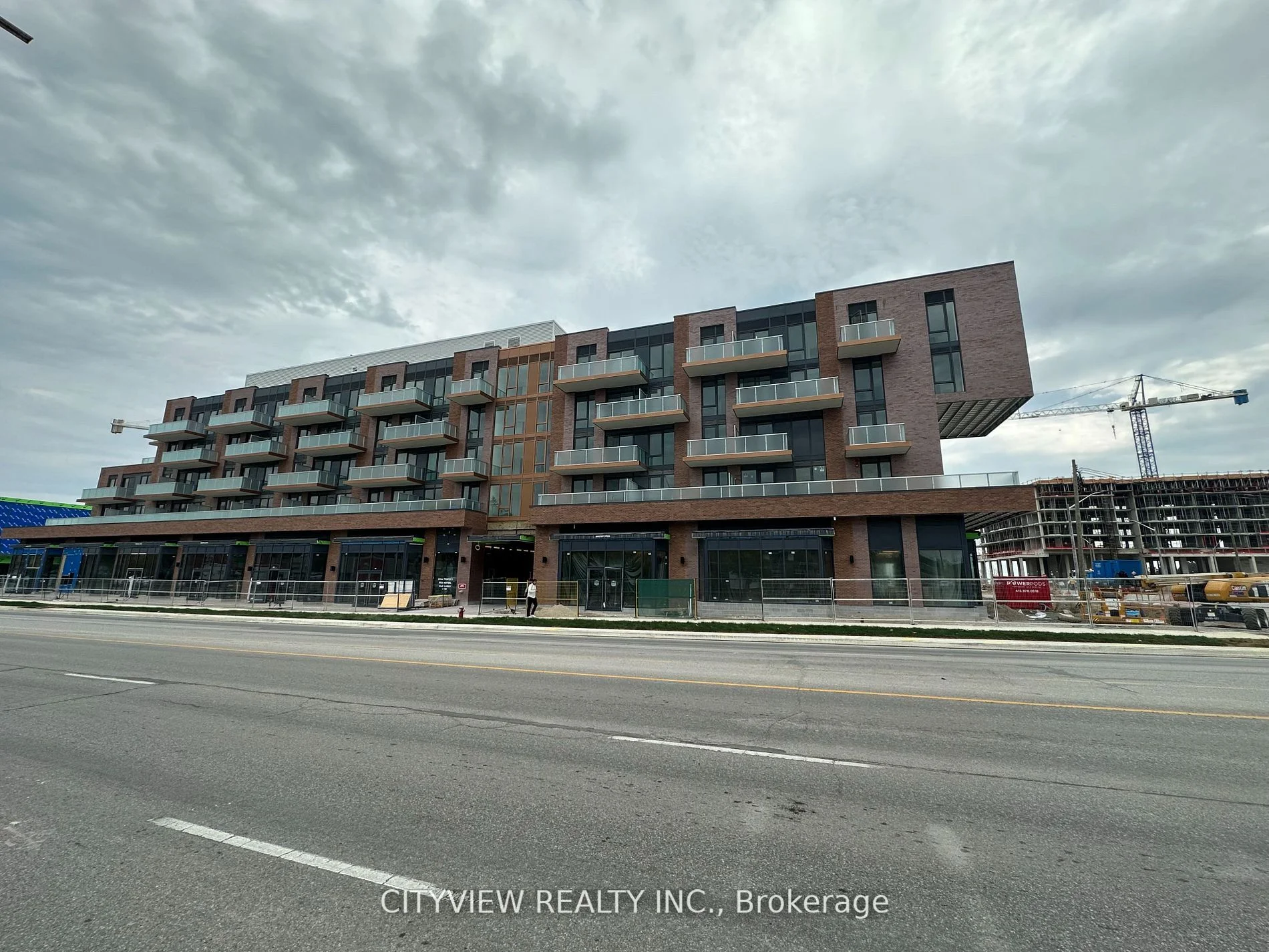 215 Lakeshore Road W 436, Mississauga, ON L5H 0A7