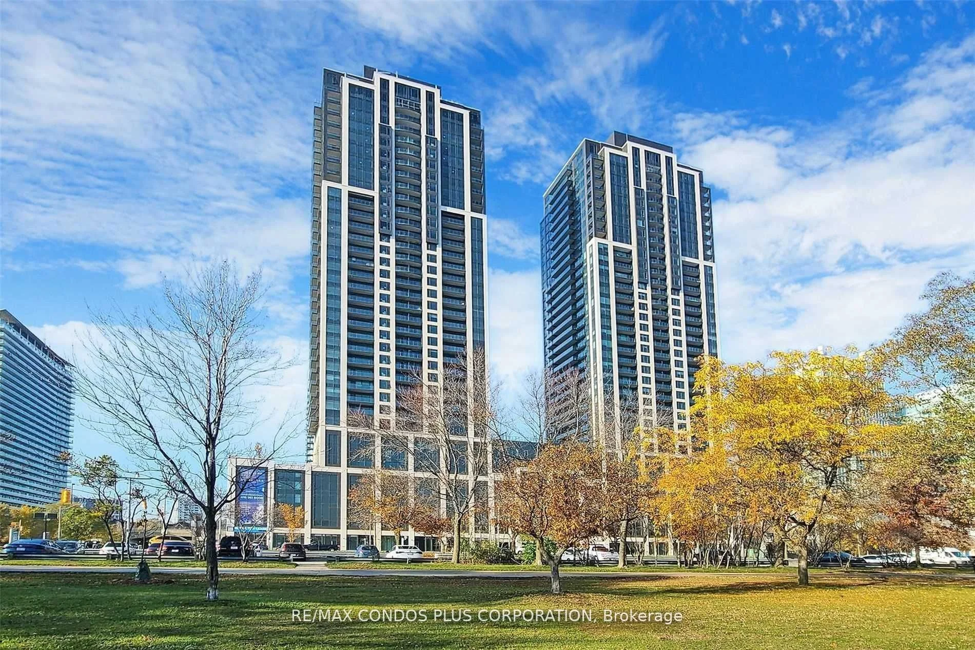 1928 Lakeshore Boulevard W 4001, Toronto W01, On M6s 1a1