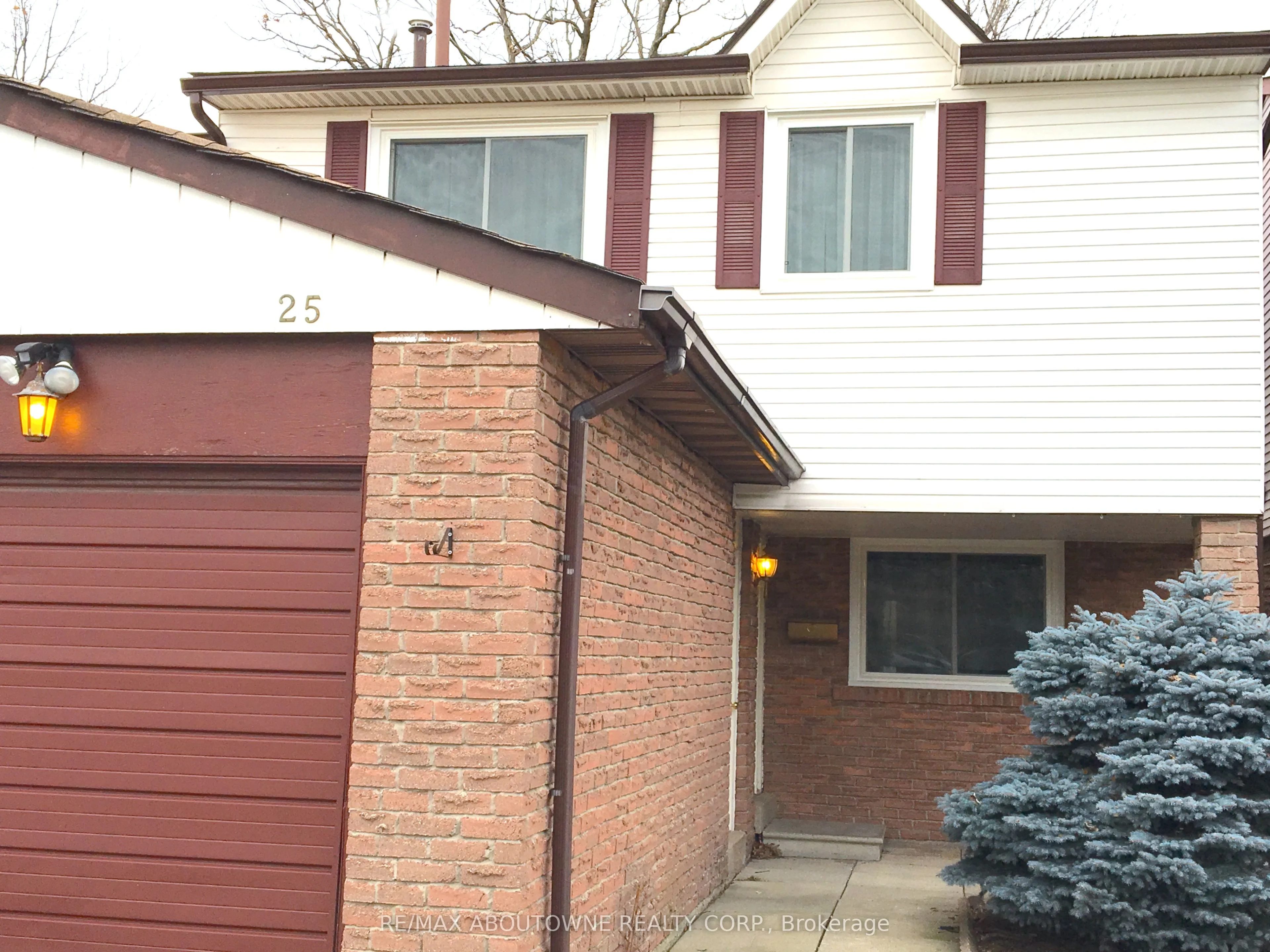 1550 GROSVENOR Street 25, Oakville, ON L6H 2Z1