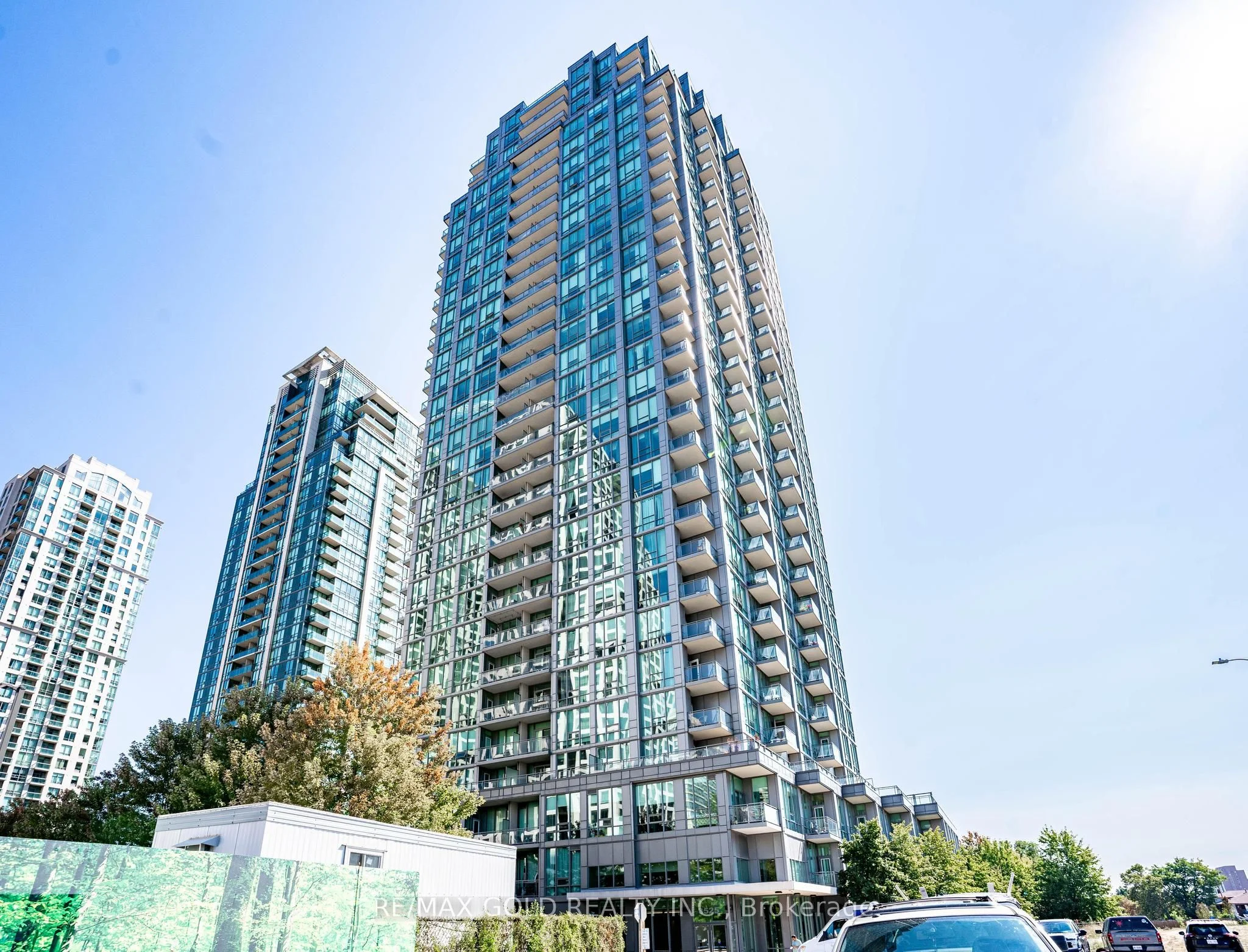 3525 Kariya Drive 106, Mississauga, On L5b 0c2