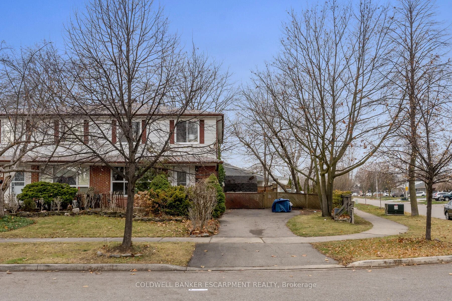 529 Chantenay Drive, Mississauga, On L5a 1g4