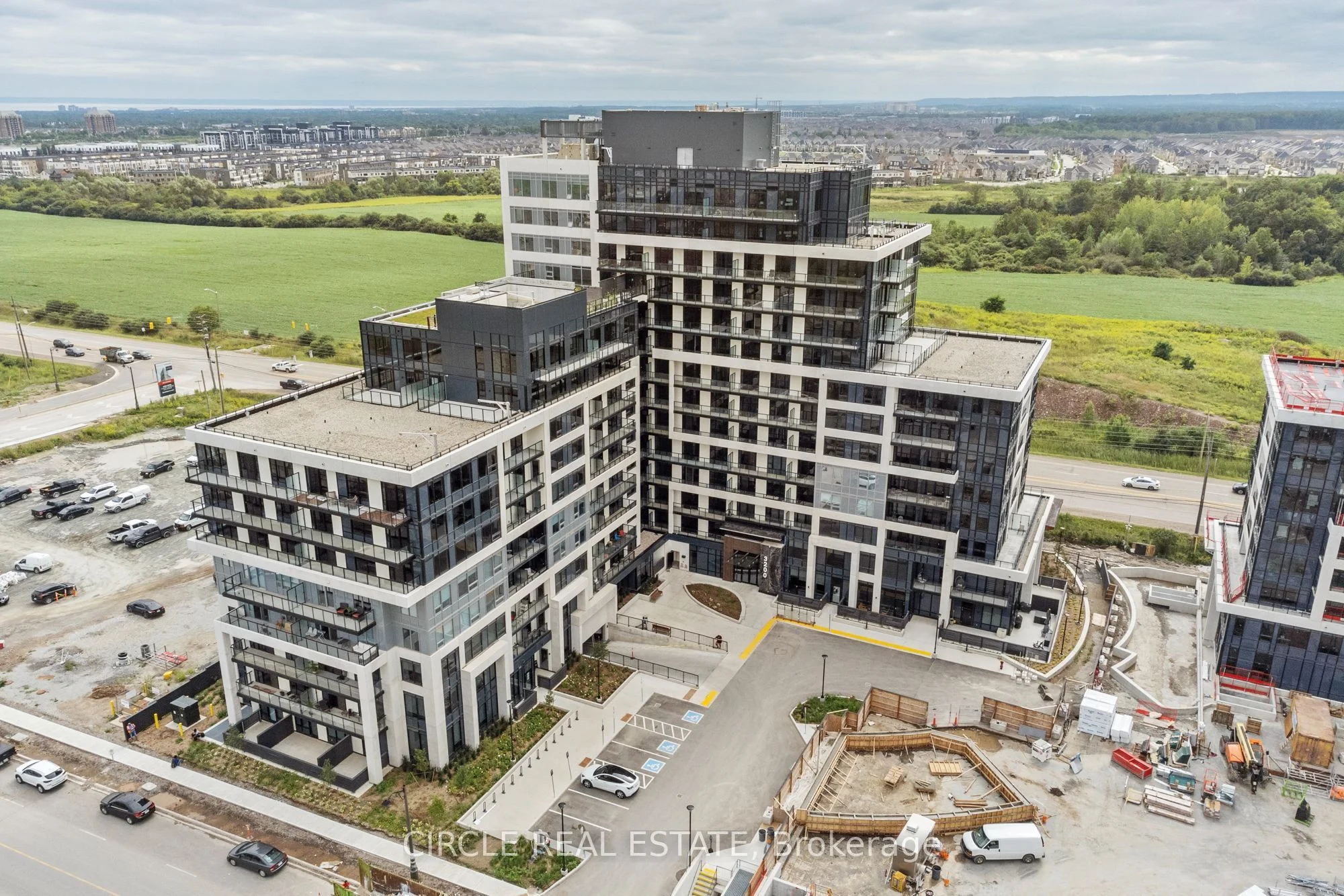 3200 William Colston Avenue 1301, Oakville, ON L6H 7W6
