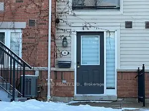 4620 Guildwood Way E 35, Mississauga, ON L5R 4H4