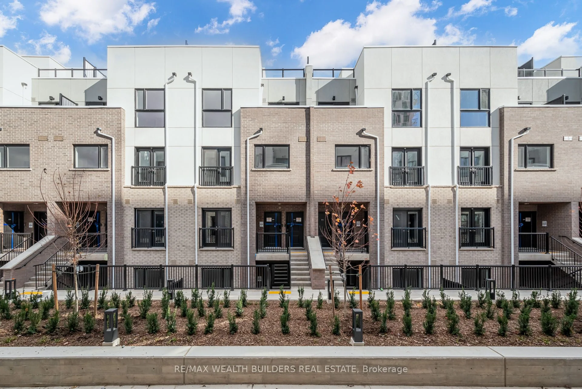 349 Wheat Boom Drive W 309-a11, Oakville, On L6h 7x5