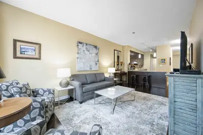80 Port Street E 304, Mississauga, On L5g 4v6
