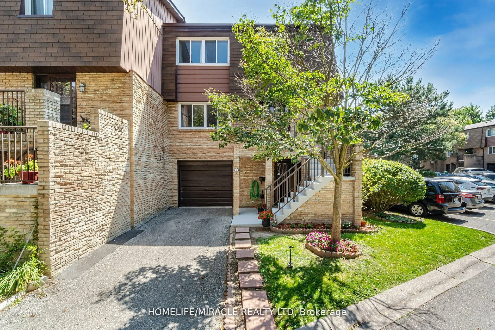 7030 Copenhagen Road 53, Mississauga, On L5n 2p3