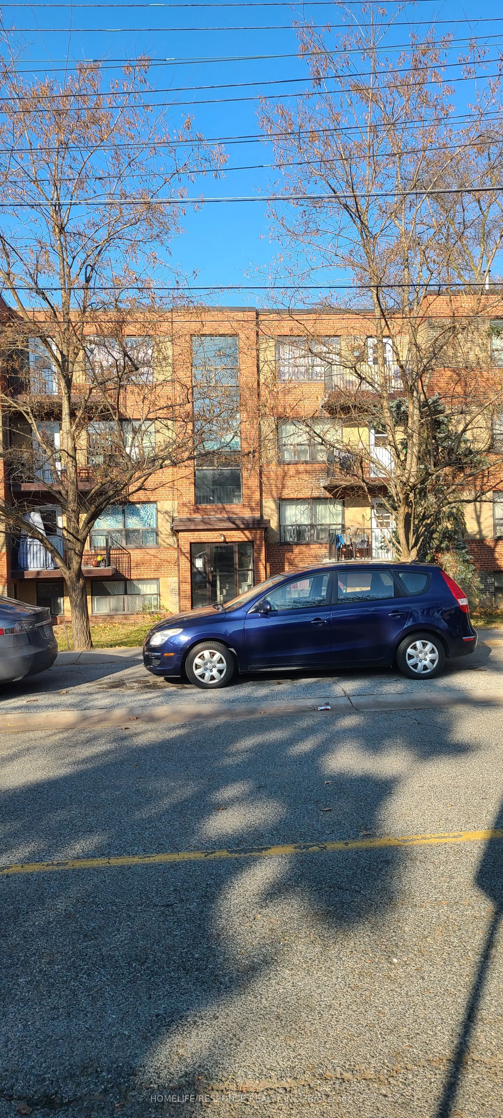 140 Berry Road 4, Toronto W07, On M8y 1w2