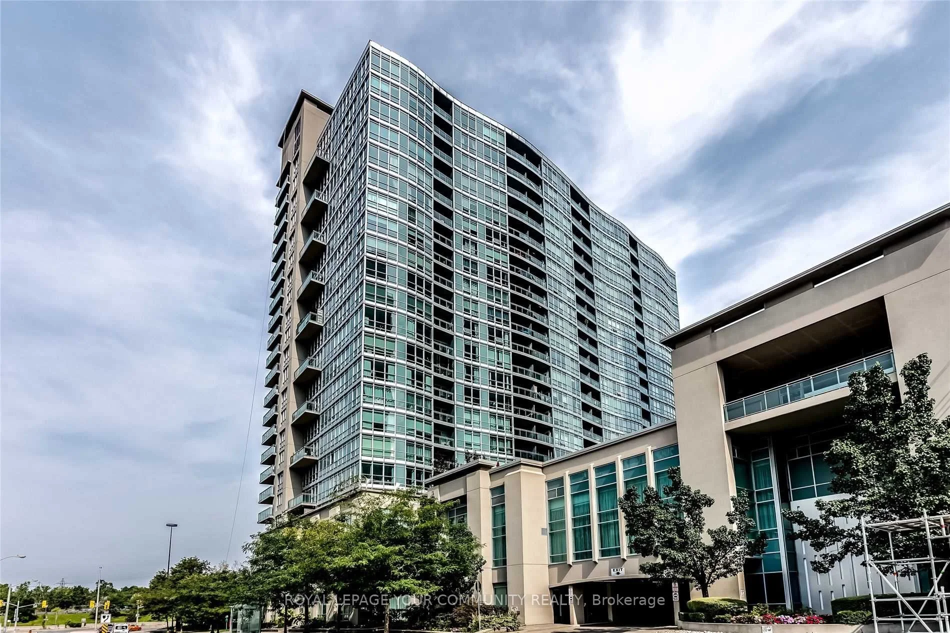 185 Legion Road 1108, Toronto W06, ON M8Y 0A1