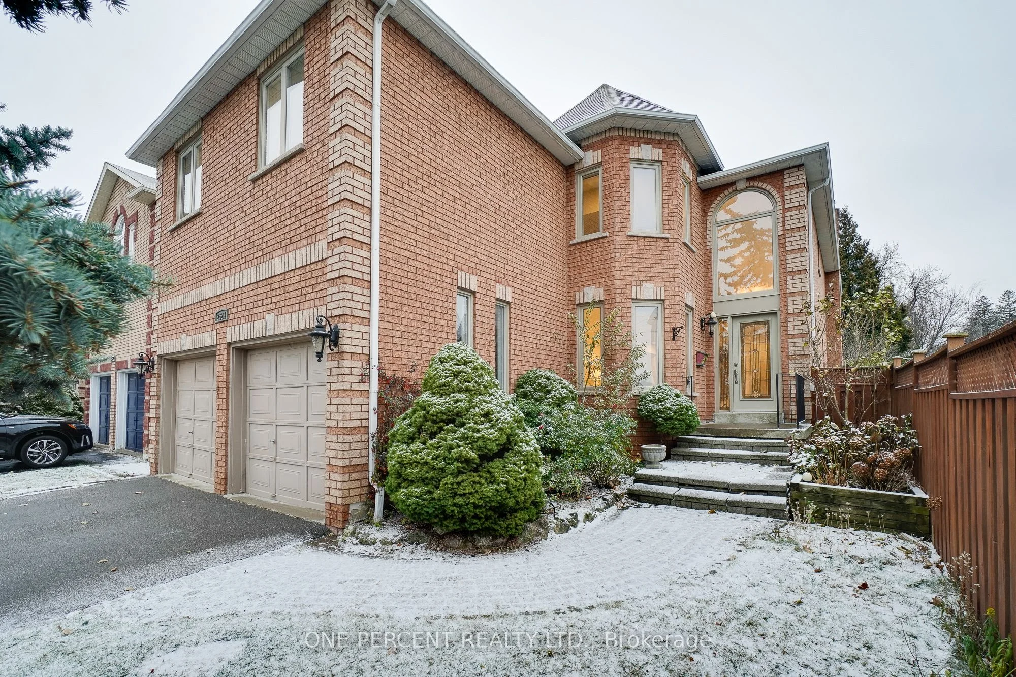 2524 Paula Court S, Mississauga, ON L5K 2R5
