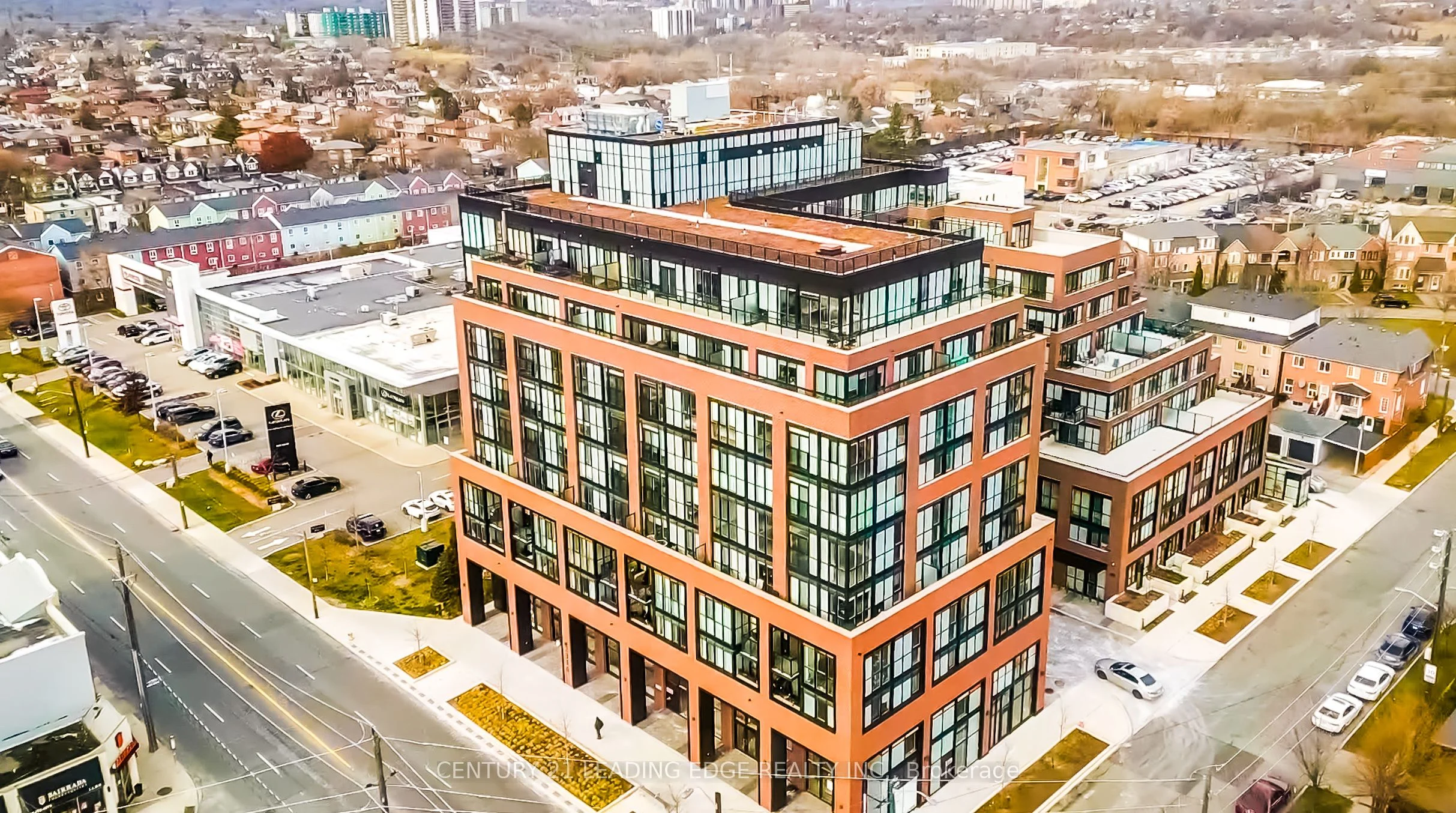 2300 St. Clair Avenue 608, Toronto W02, On M6n 1k8