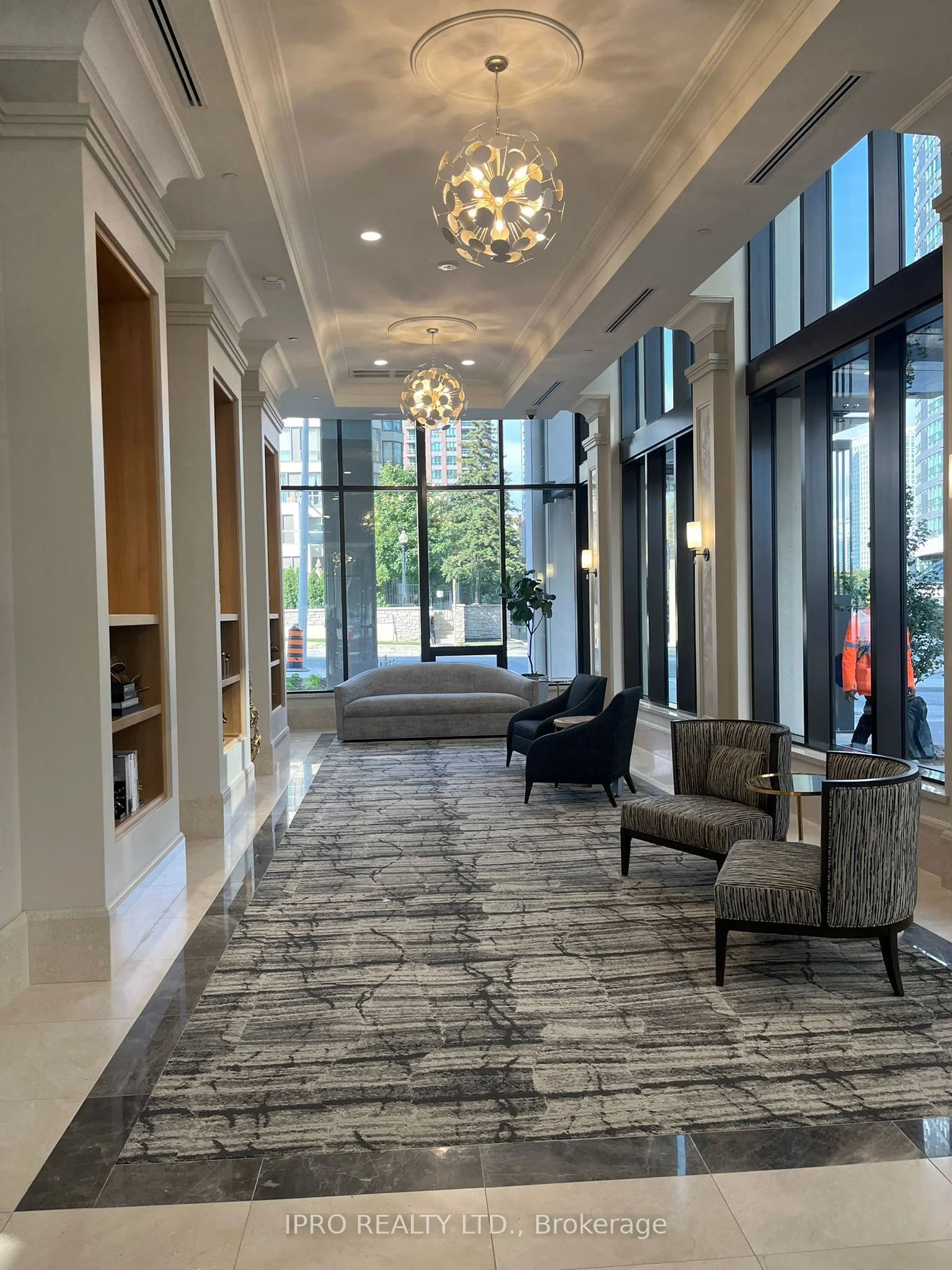 36 Elm Drive 2505, Mississauga, ON L5B 0N3