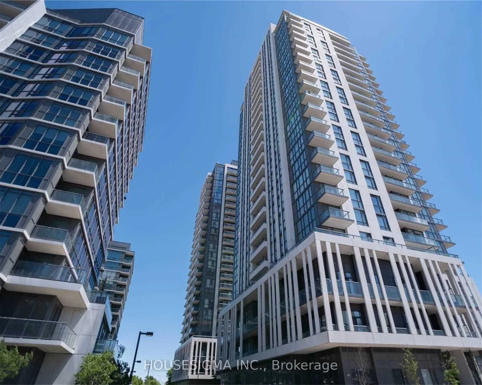 17 Zorra Street N 912, Toronto W08, On M8z 4z6