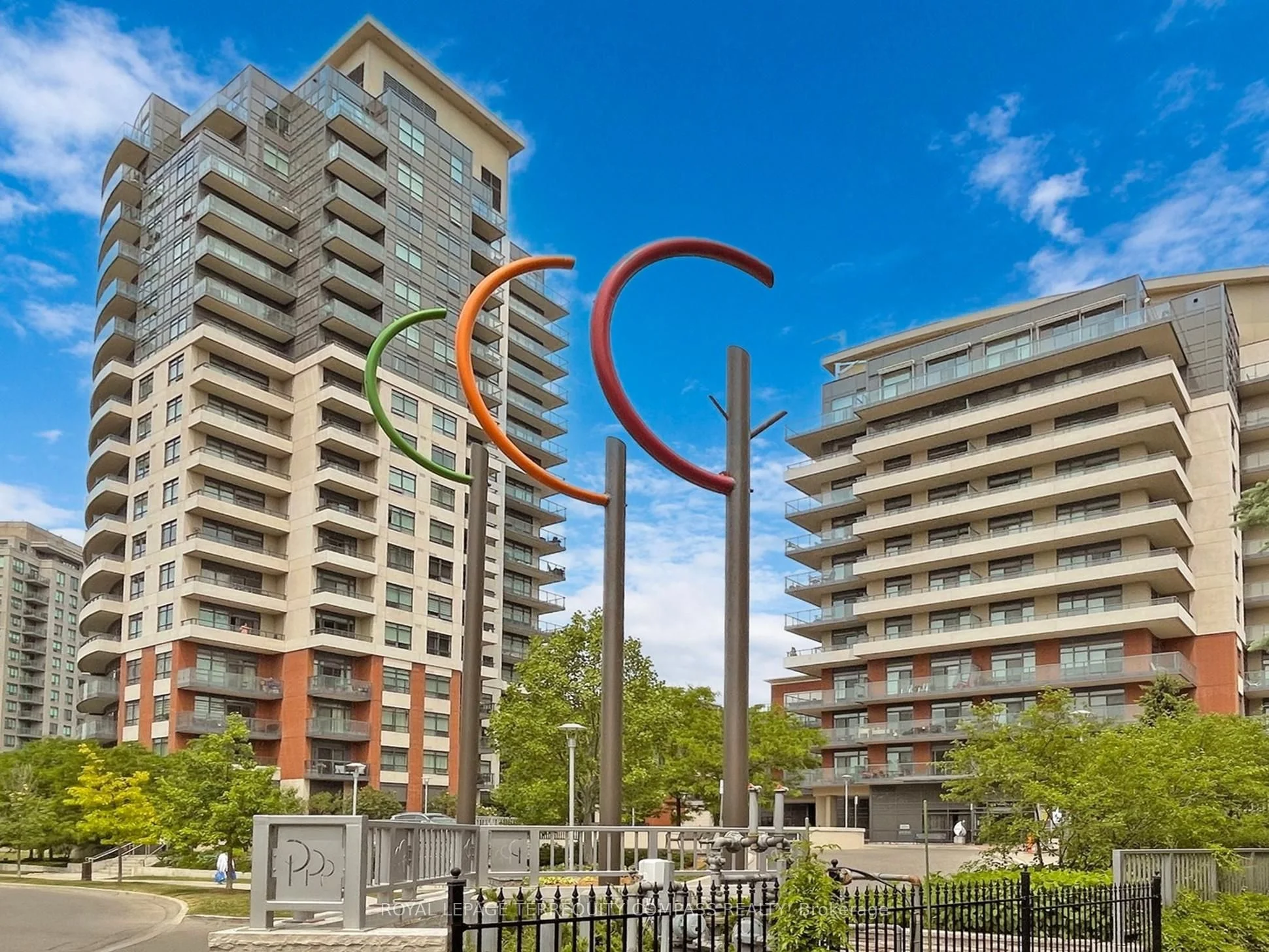 35 Fontenay Court 306 B, Toronto W08, ON M9A 0C4