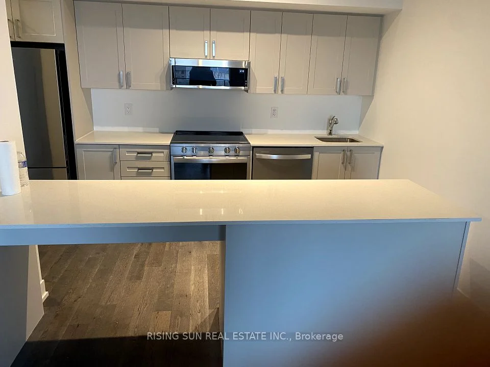 1063 Douglas McCurdy Comm Circle 405, Mississauga, ON L5G 4B1