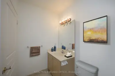 200 BURNHAMTHORPE Road E PH9, Mississauga, ON L5A 4L4