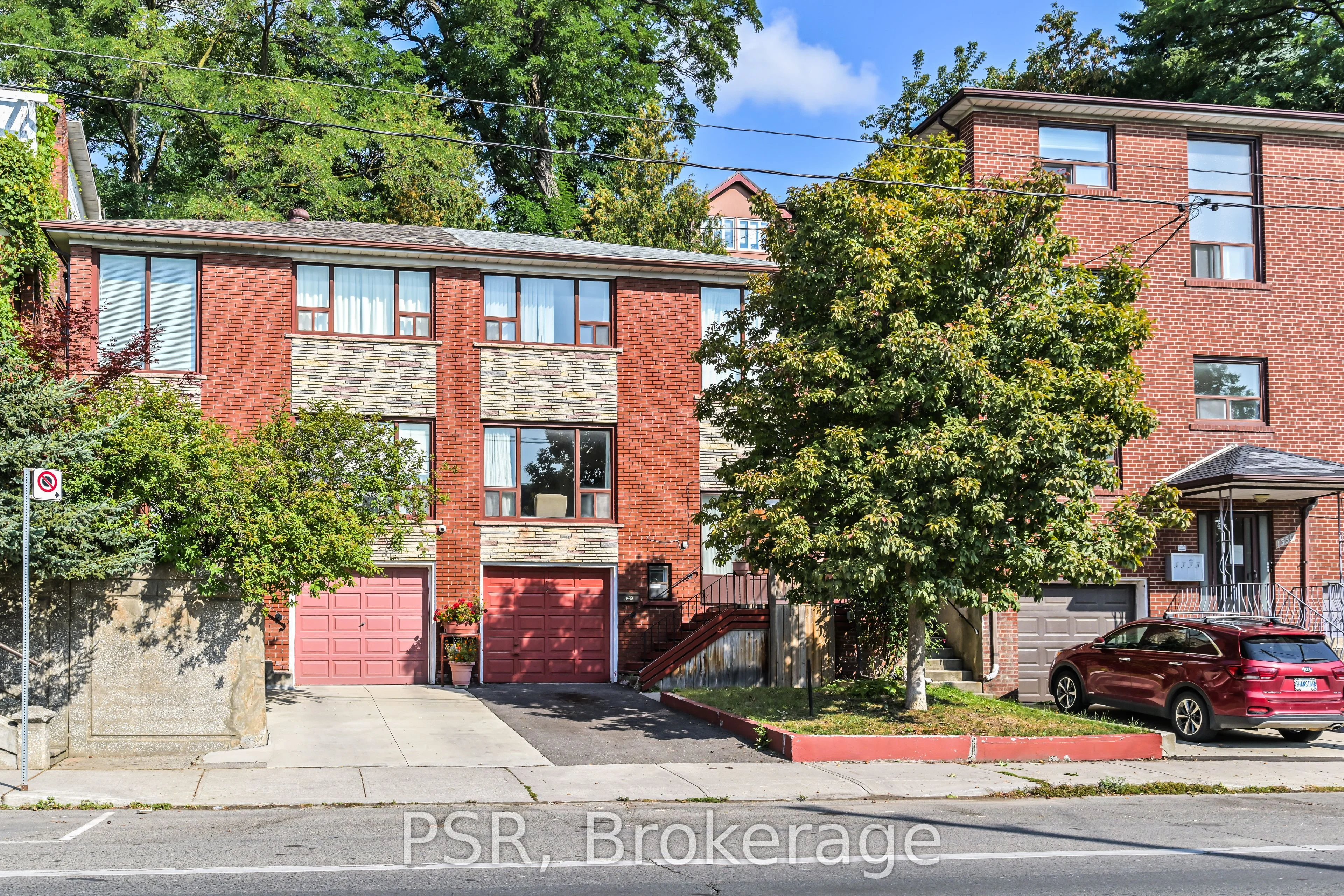 1356 Davenport Road, Toronto W03, ON M6H 2G9