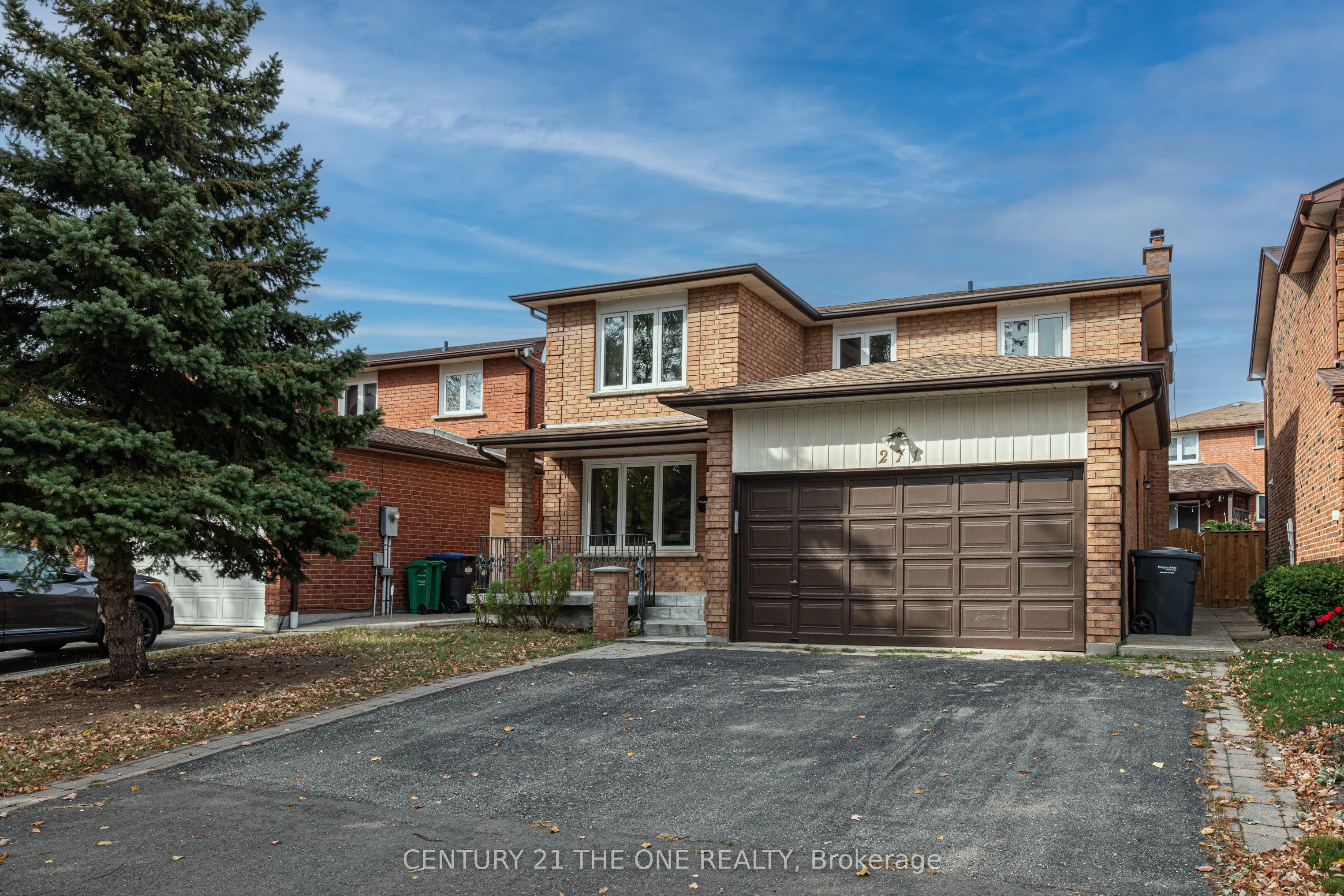 271 Paisley Boulevard W, Mississauga, On L5b 2s7