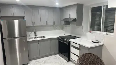 35 Overstone Road, Halton Hills, ON L7G 0M9