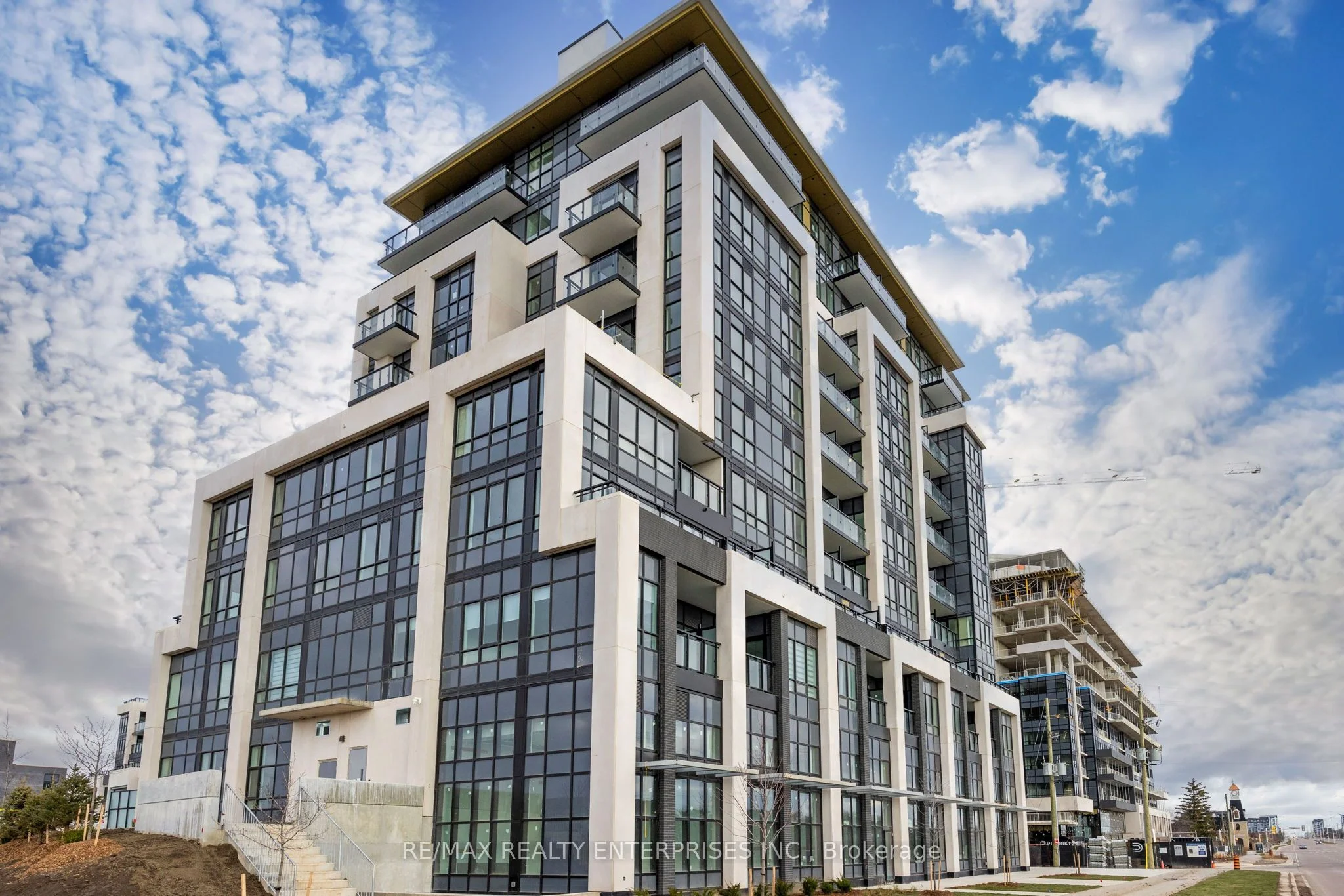 405 Dundas Street W 504, Oakville, ON L6M 4M2